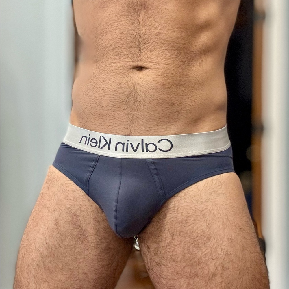 Calvin Klein Navy Blue Briefs - Picture 10 of 10